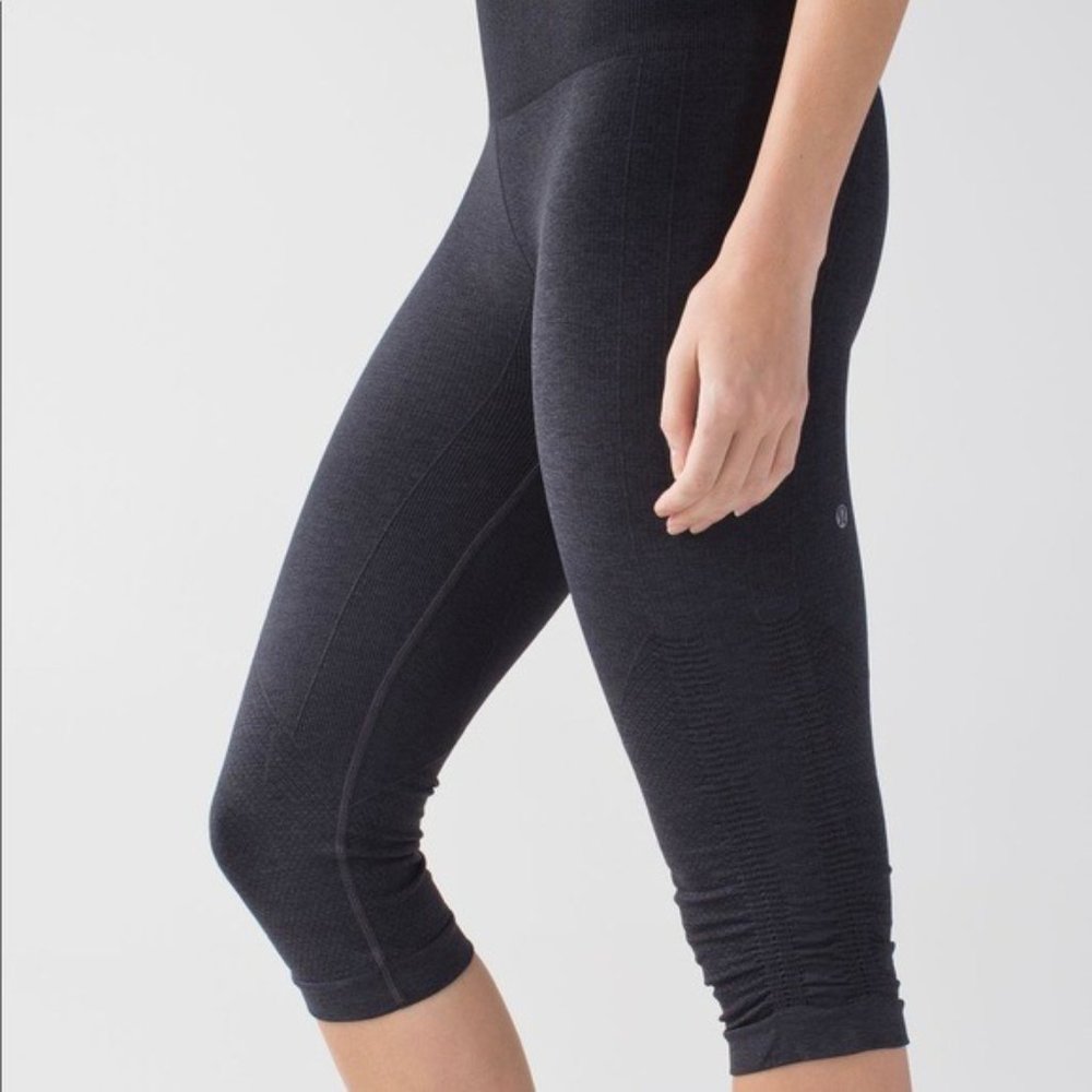 Lululemon In the Flow Crop Gray Cinched Leggings